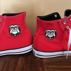NWOT University of Georgia Converse Allstars high top tennis shoes